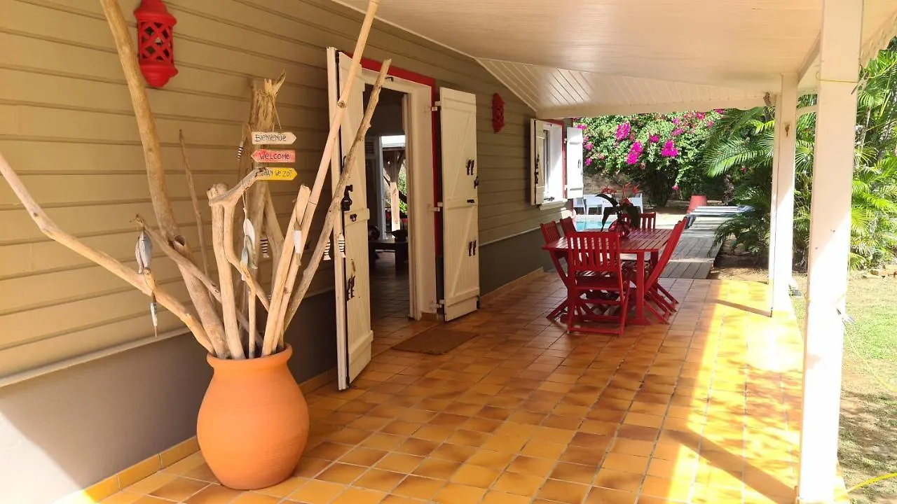 Villa Emeraude - Superb Creole Villa, Direct Access To The Diamant Beach, Amazing Pool Le Diamant